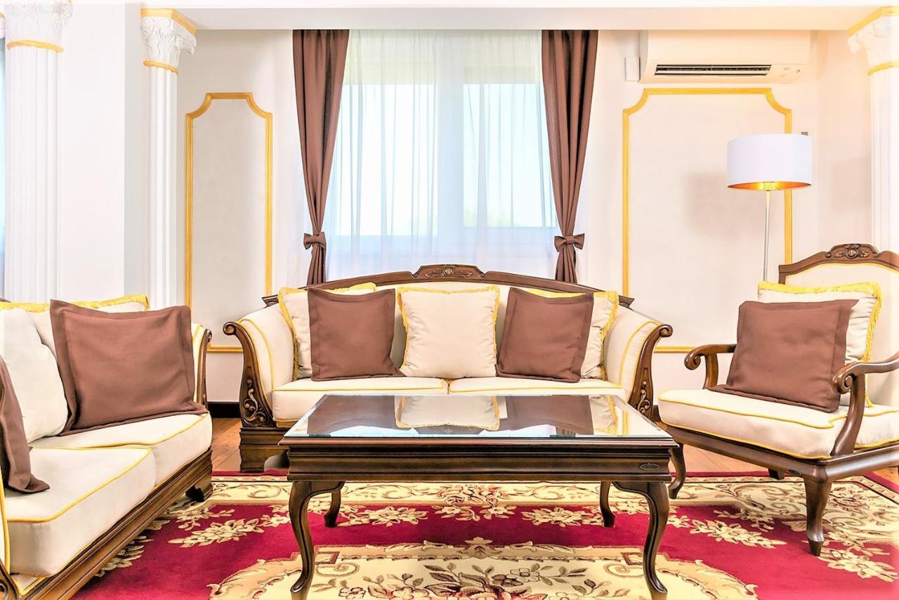 My Hotel Apartments Bucarest Esterno foto