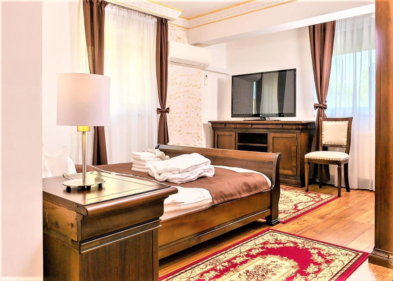 My Hotel Apartments Bucarest Esterno foto