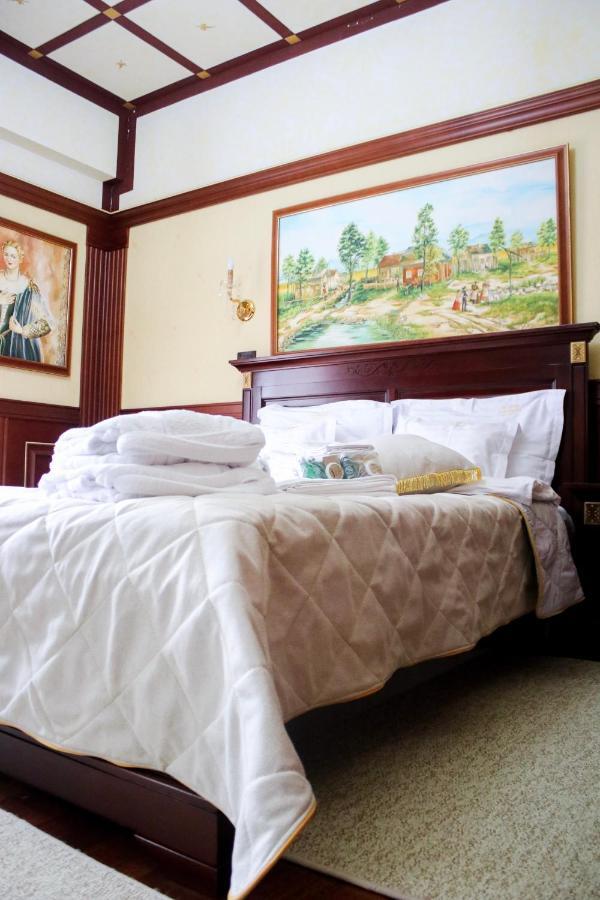 My Hotel Apartments Bucarest Esterno foto